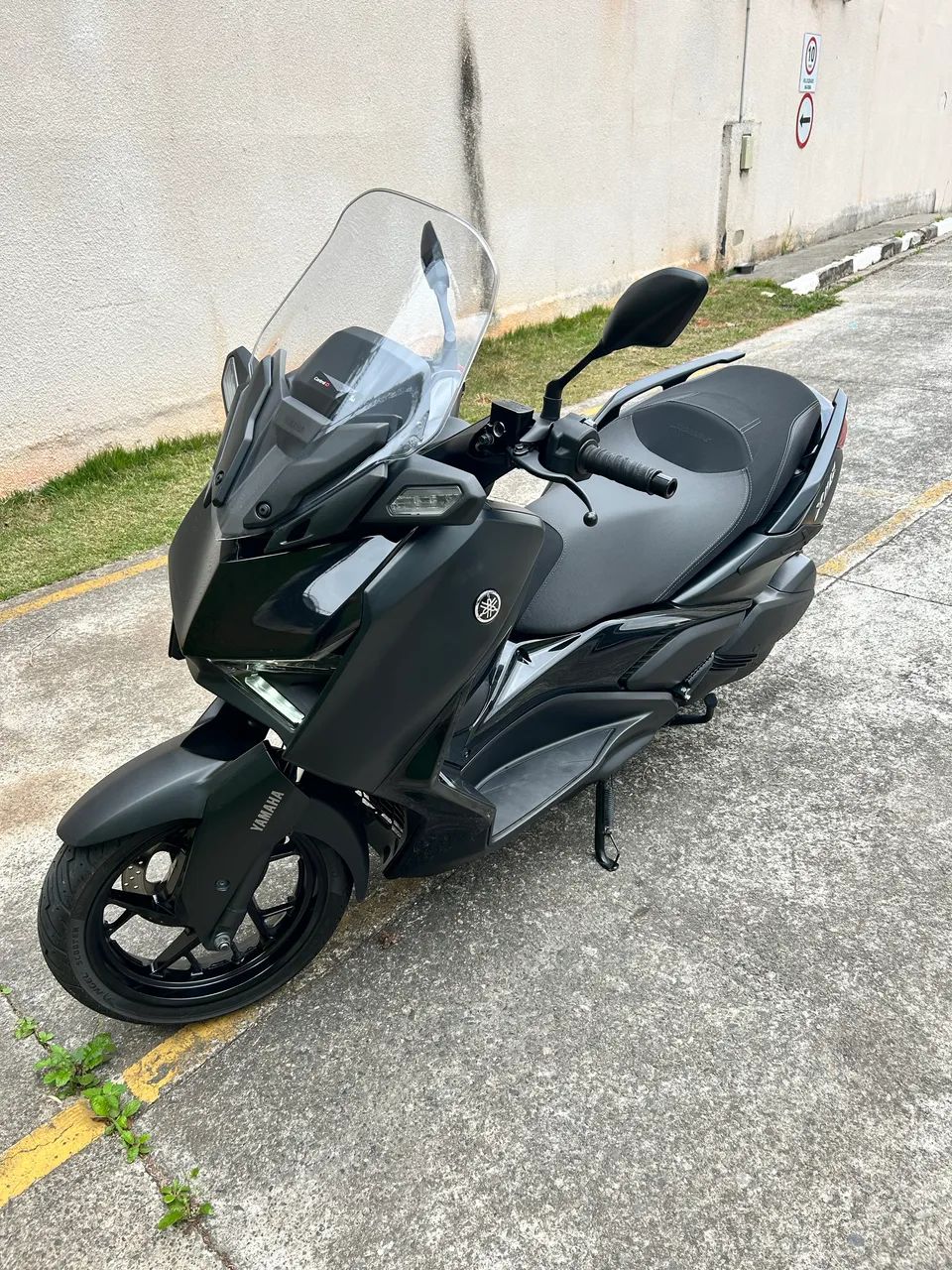Xmax 2025 com 6 mil km - Foto 4
