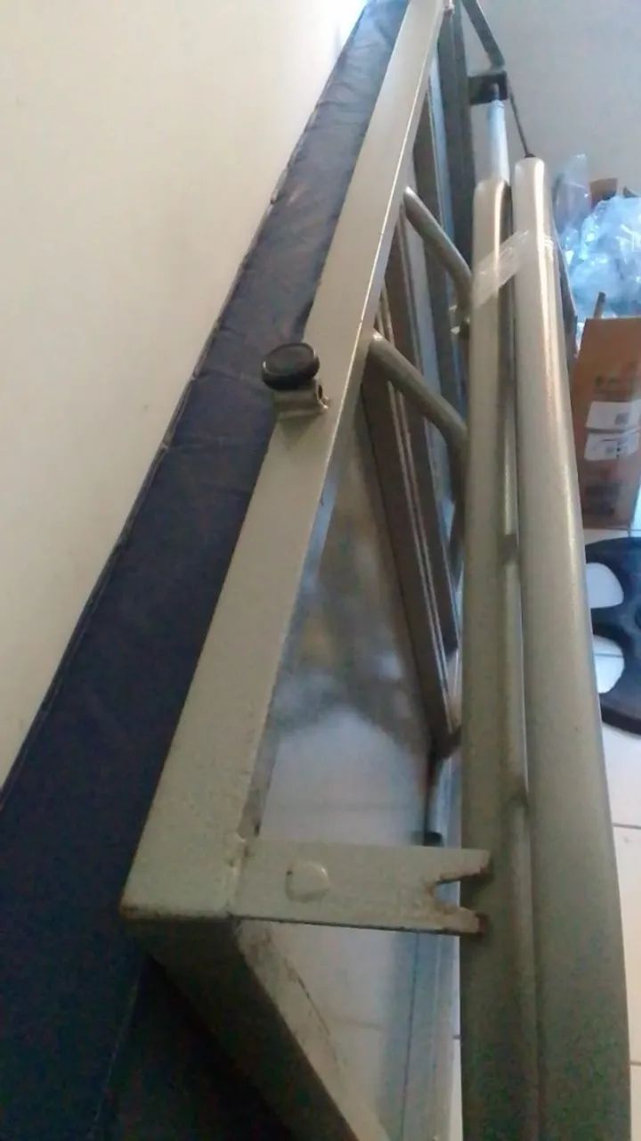 Cama hospitalar +colchão 