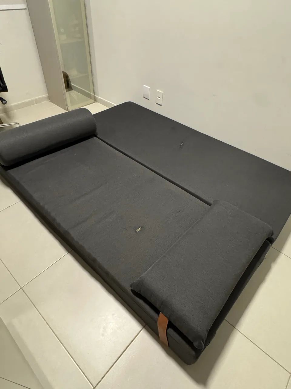 Vendo sofá cama tok stok 2 lugares  - Foto 3