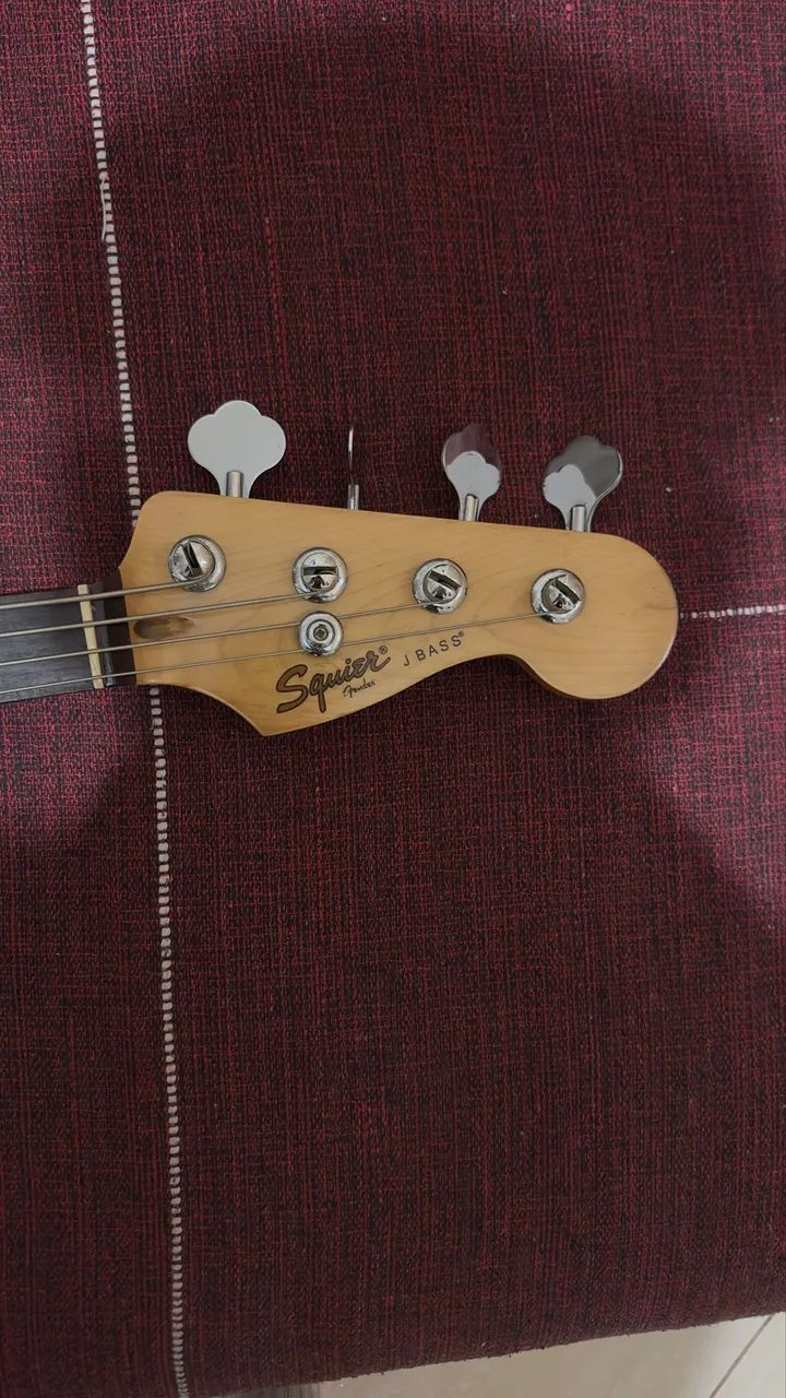 Baixo Fender Jazz Bass Squier California Series - Foto 3