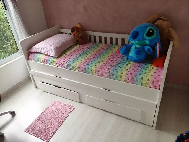 Bi cama pouco usada