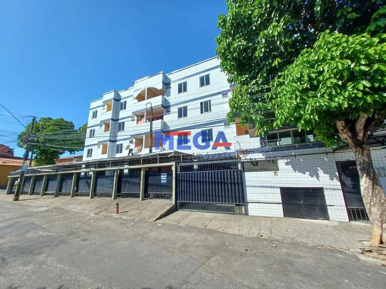Apartamento com 2 quartos no bairro Vila União em Fortaleza, CE