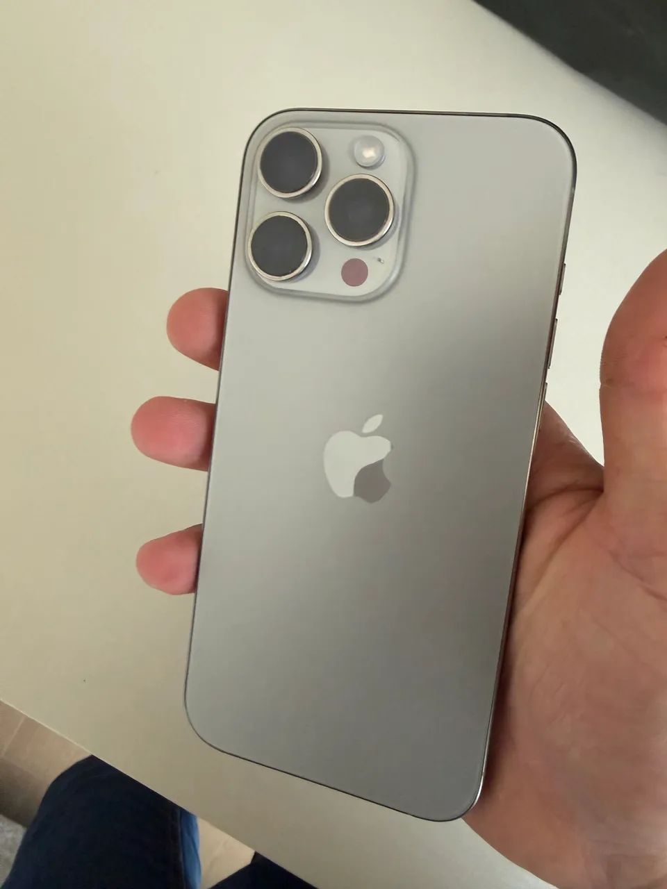 Iphone 16 pro max 