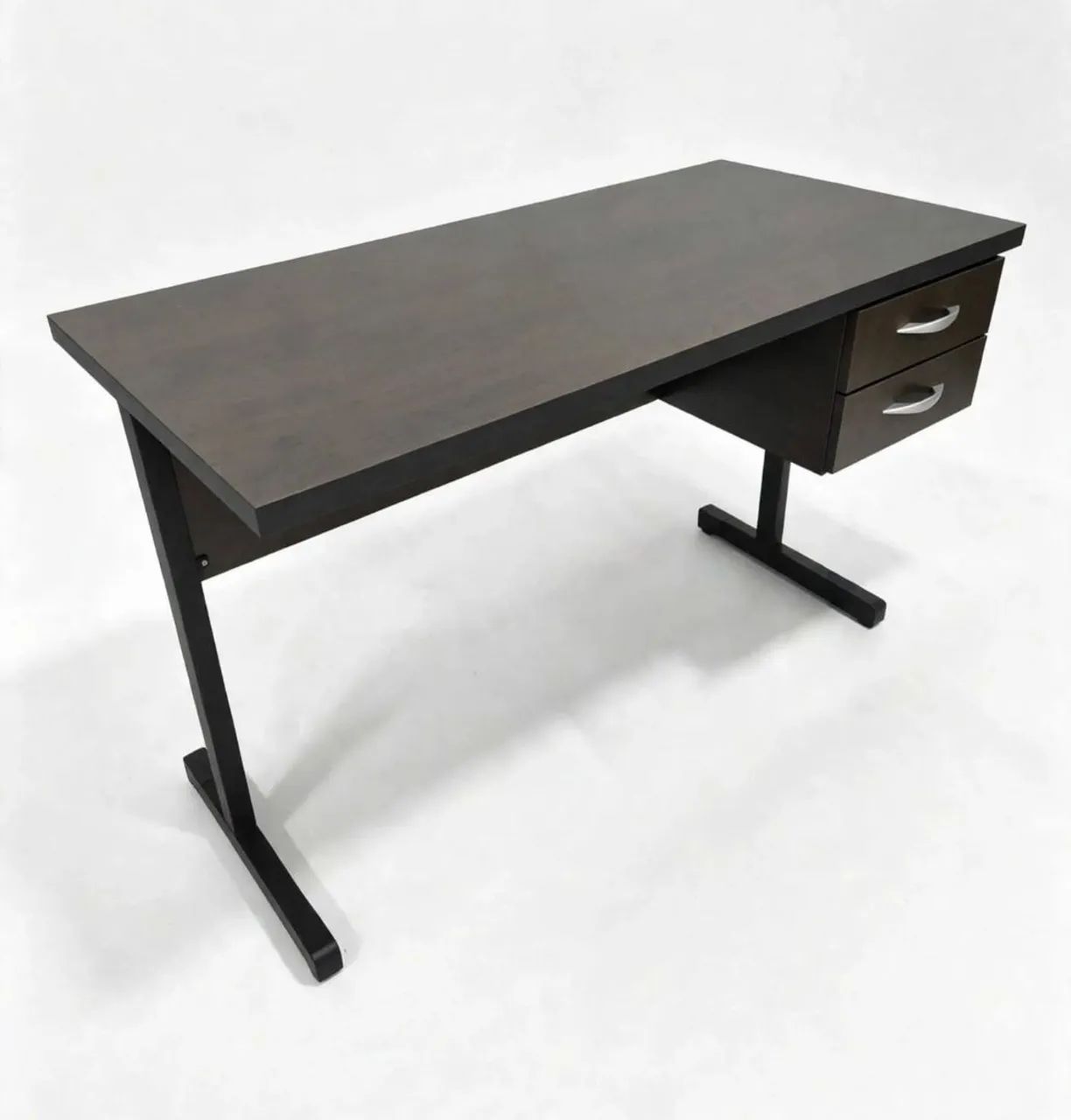 Mesa de escritório com 2 gavetas 