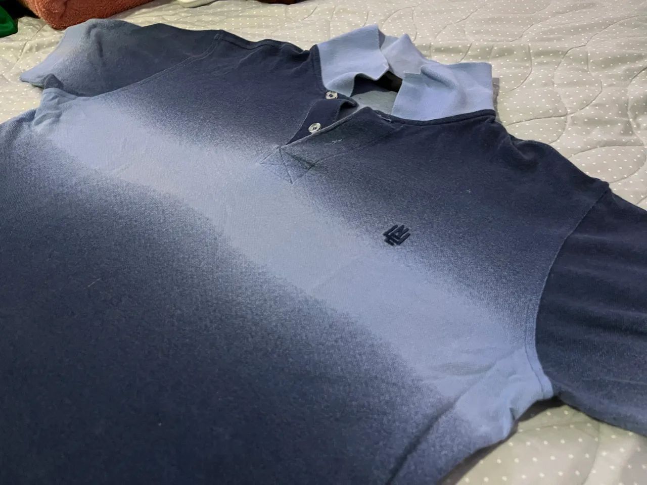 Camisa Polo Masculina Azul Degradê / Ombré Estilo Casual - Foto 3