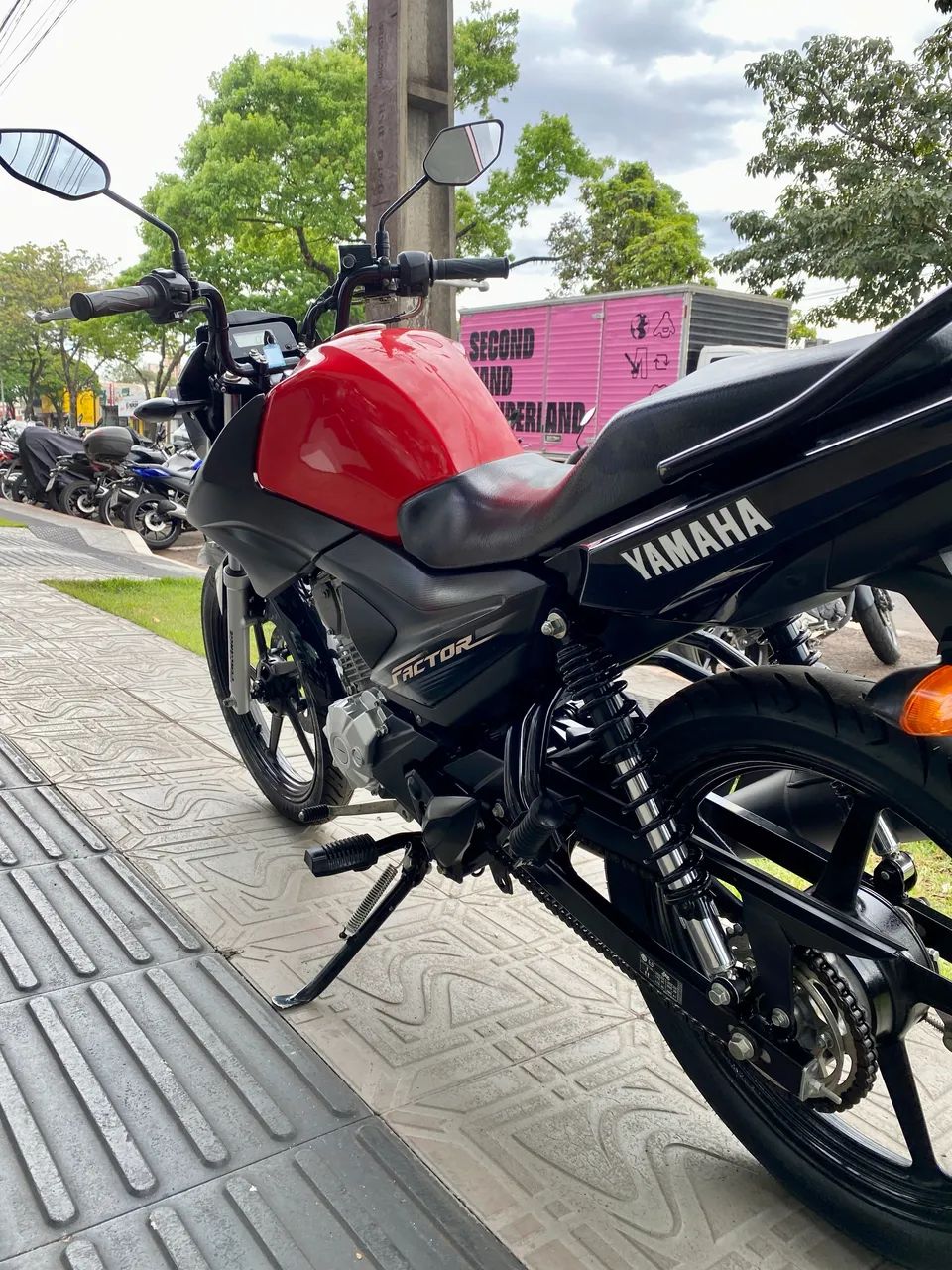 YAMAHA FACTOR 125I 2023 - Foto 5