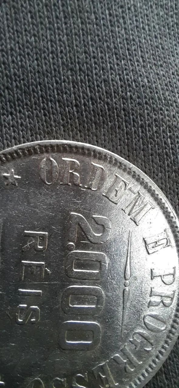 Moeda de 2.000 réis,"0"aberto