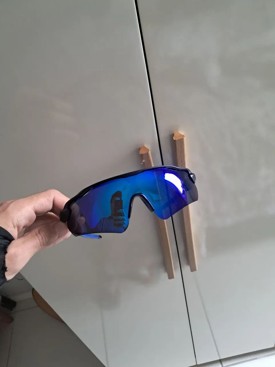 Óculos esportivo azul iridescente - Foto 3