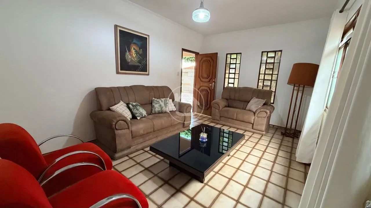 IMÓVEL COM DUPLA APTIDÃO- MORADIA OU USO COMERCIAL - Foto 3