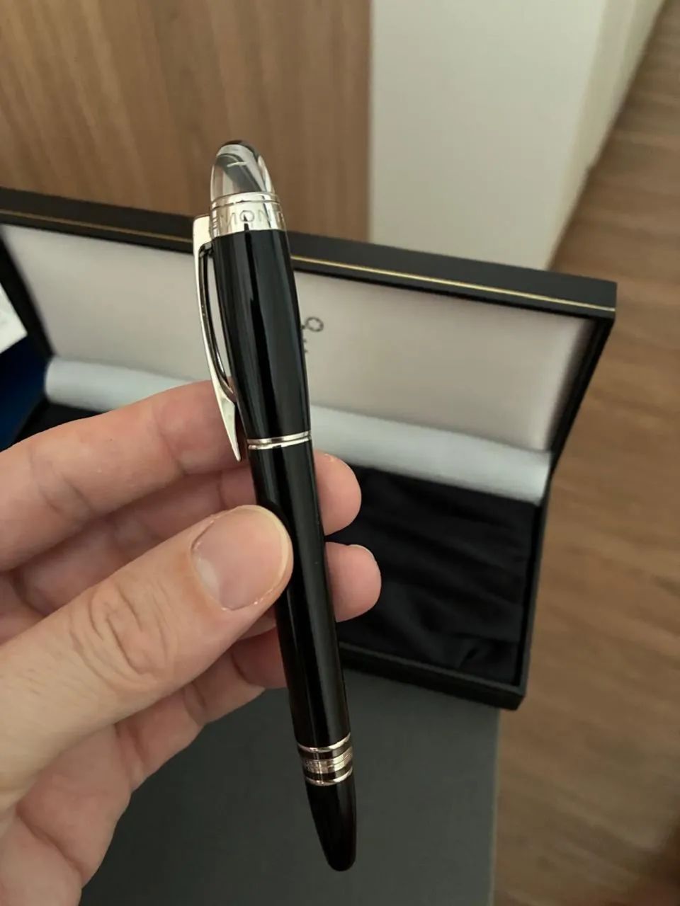 Caneta MontBlanc com estojo Original - Foto 2