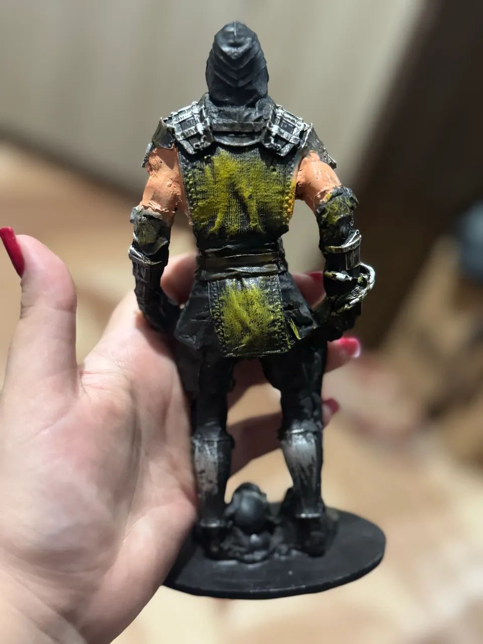 Boneco escorpion feito de resina  - Foto 3