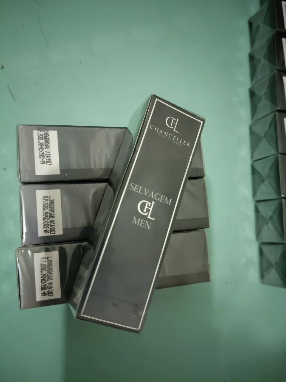 22 Perfumes femininos e masculinos  - Foto 5