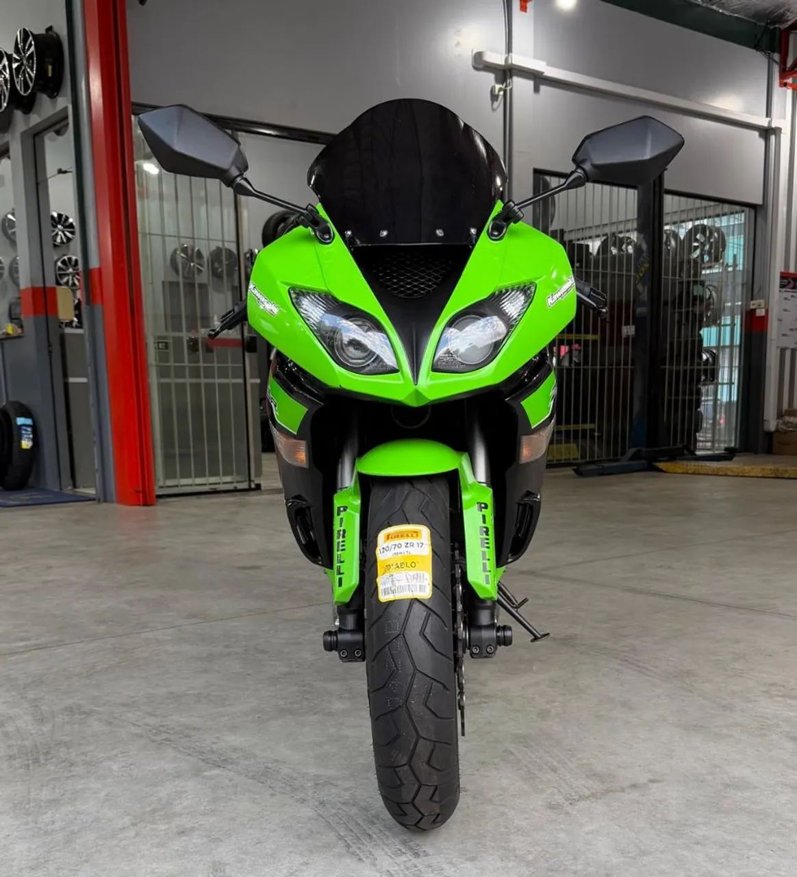 Kawasaki Zx-6r 600cc 2012 - 1520636080 | OLX