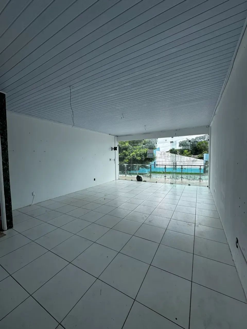 ALUGA-SE PONTO COMERCIAL  SOBRELOJA NO TURU - Foto 4