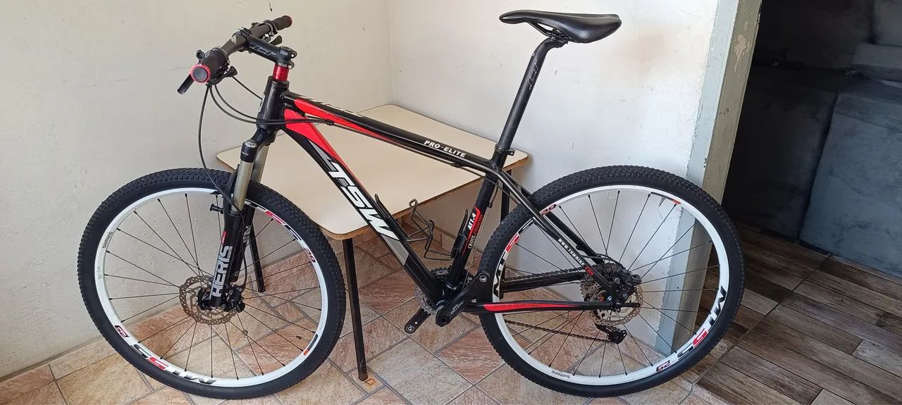Bicicleta TSW PRO-ELITE