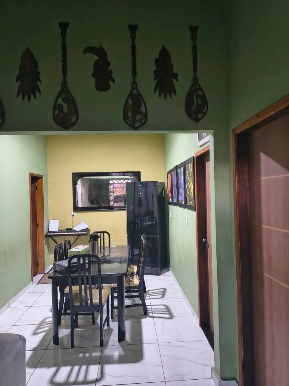 CASA COM ÓTIMA LOCALIZAÇÃO  - Foto 3