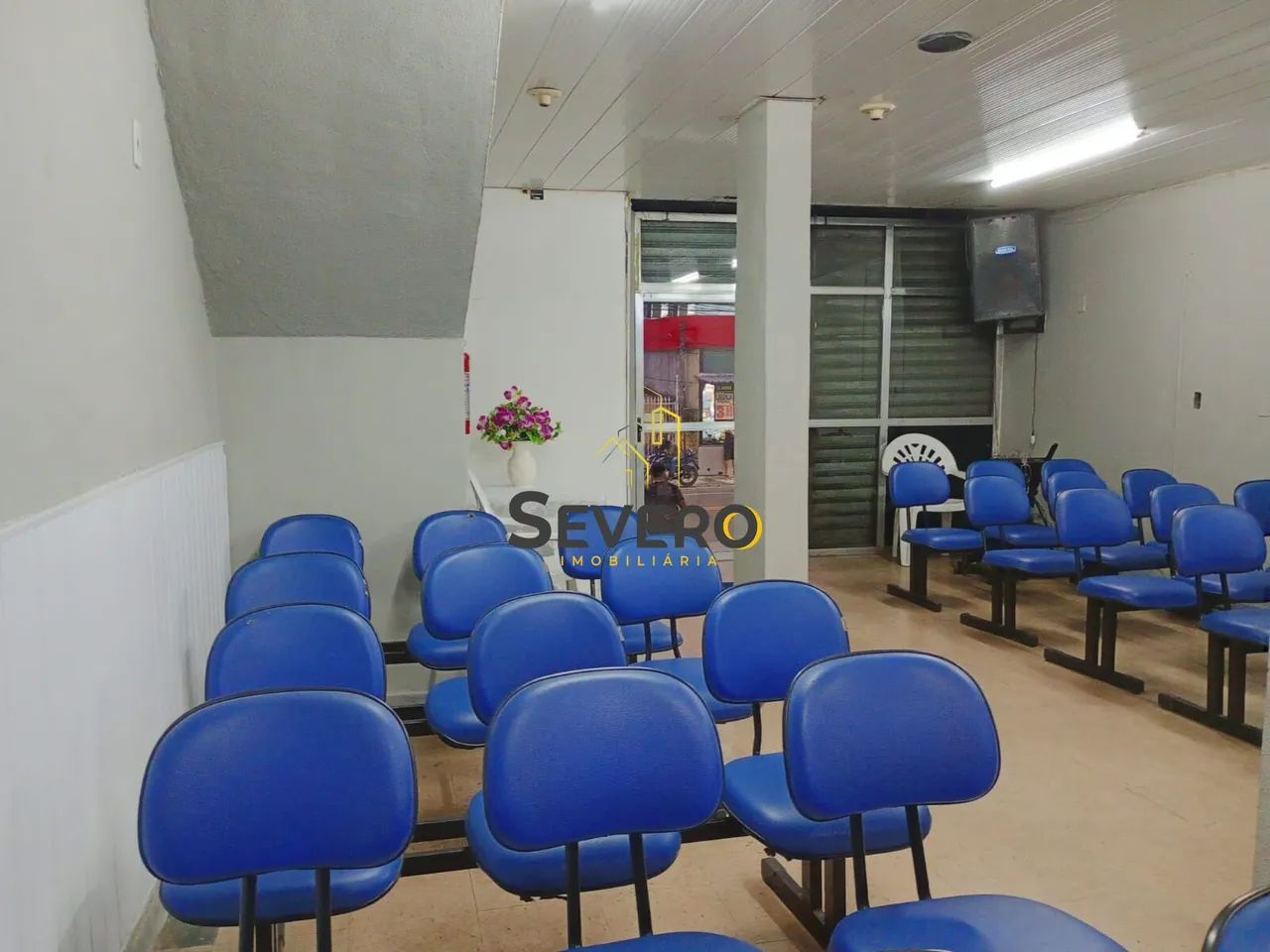 Loja Ponto Comercial - 170m² na Alfredo Backer - Mutondo  SG. - Foto 4