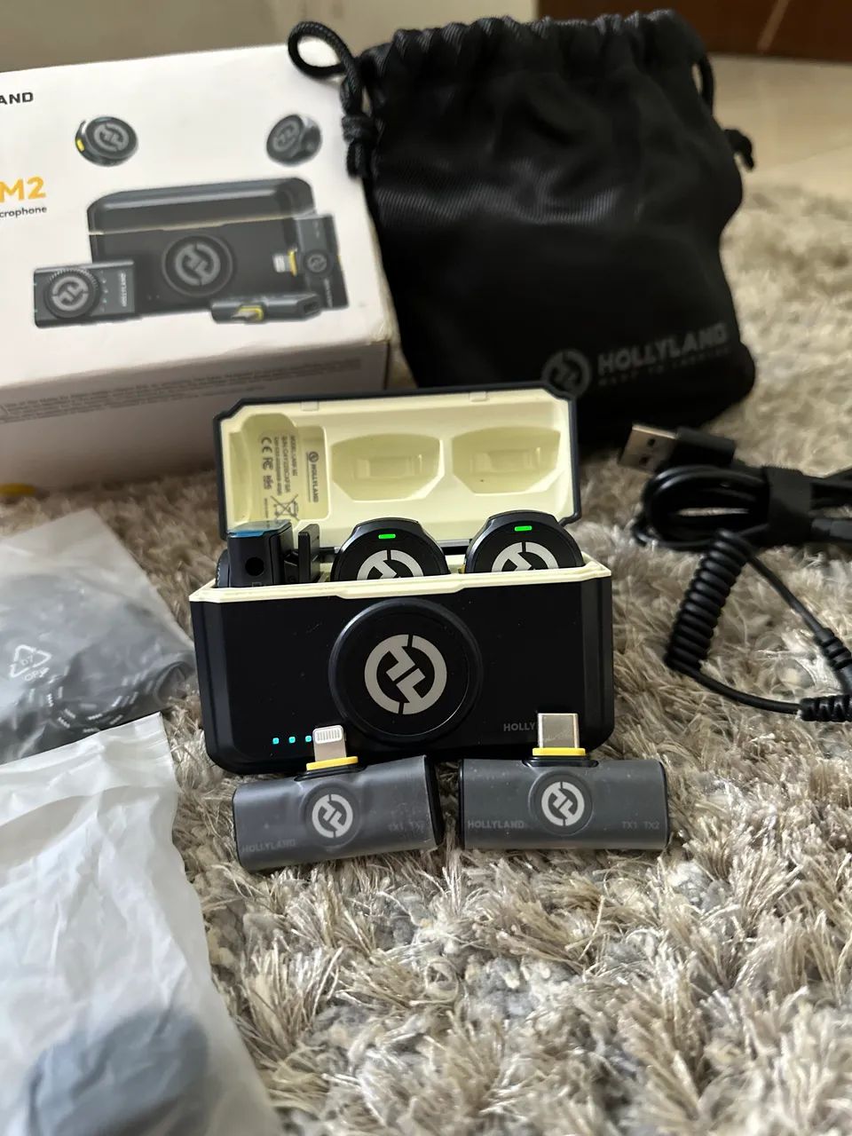 Microfone Lapela Duplo Hollyland Lark M2 Combo