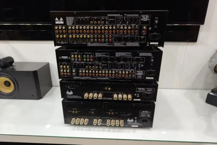 Rotel Rmb-1575 Amplificador 5x 500w Rms Por Canal! - Foto 4