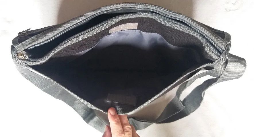 Bolsa reforçada para notebook, marca xs (x-sports by chenson), acolchoada, cor pre - Foto 5