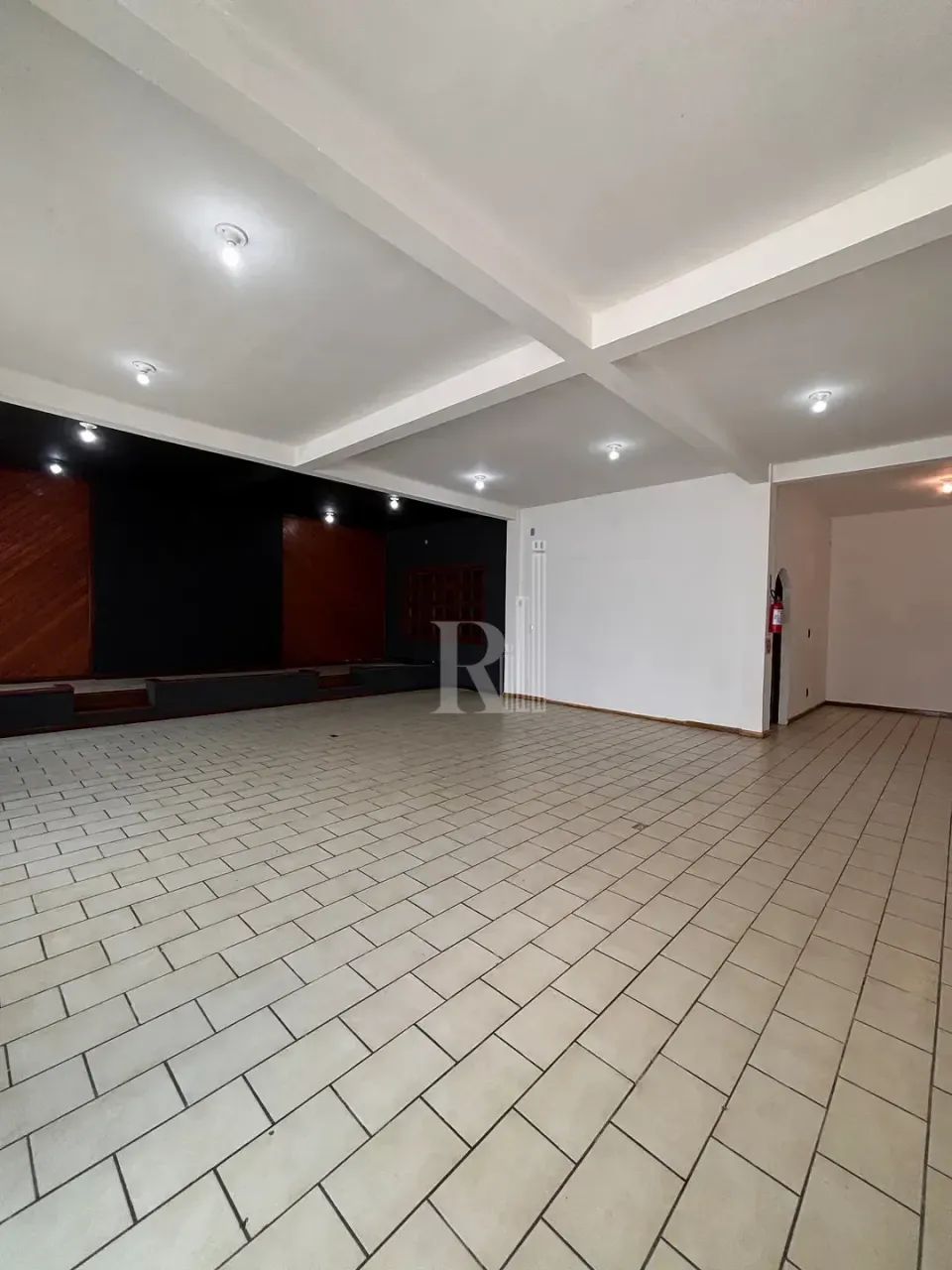 Sala para locação, Centro, Tijucas, SC - Foto 2