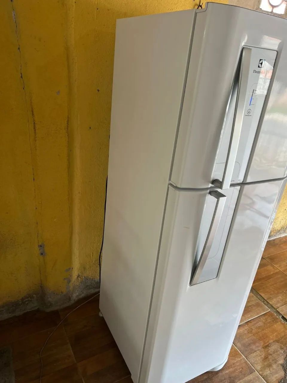 Geladeira Electrolux 110v Frost Free 382L semi nova ( ENTREGO)  - Foto 4
