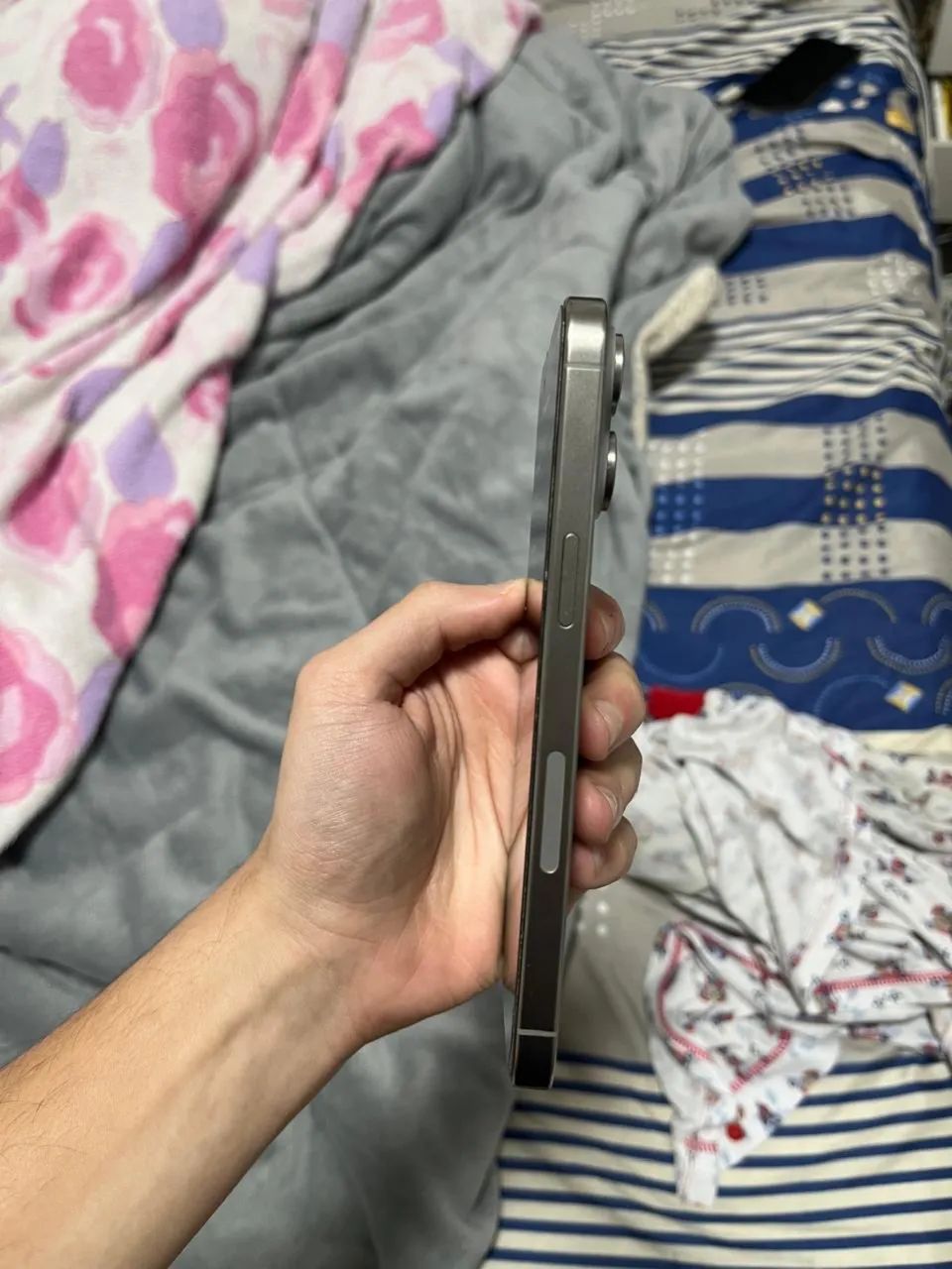 iPhone 15 Pro Max - 256GB - Foto 4