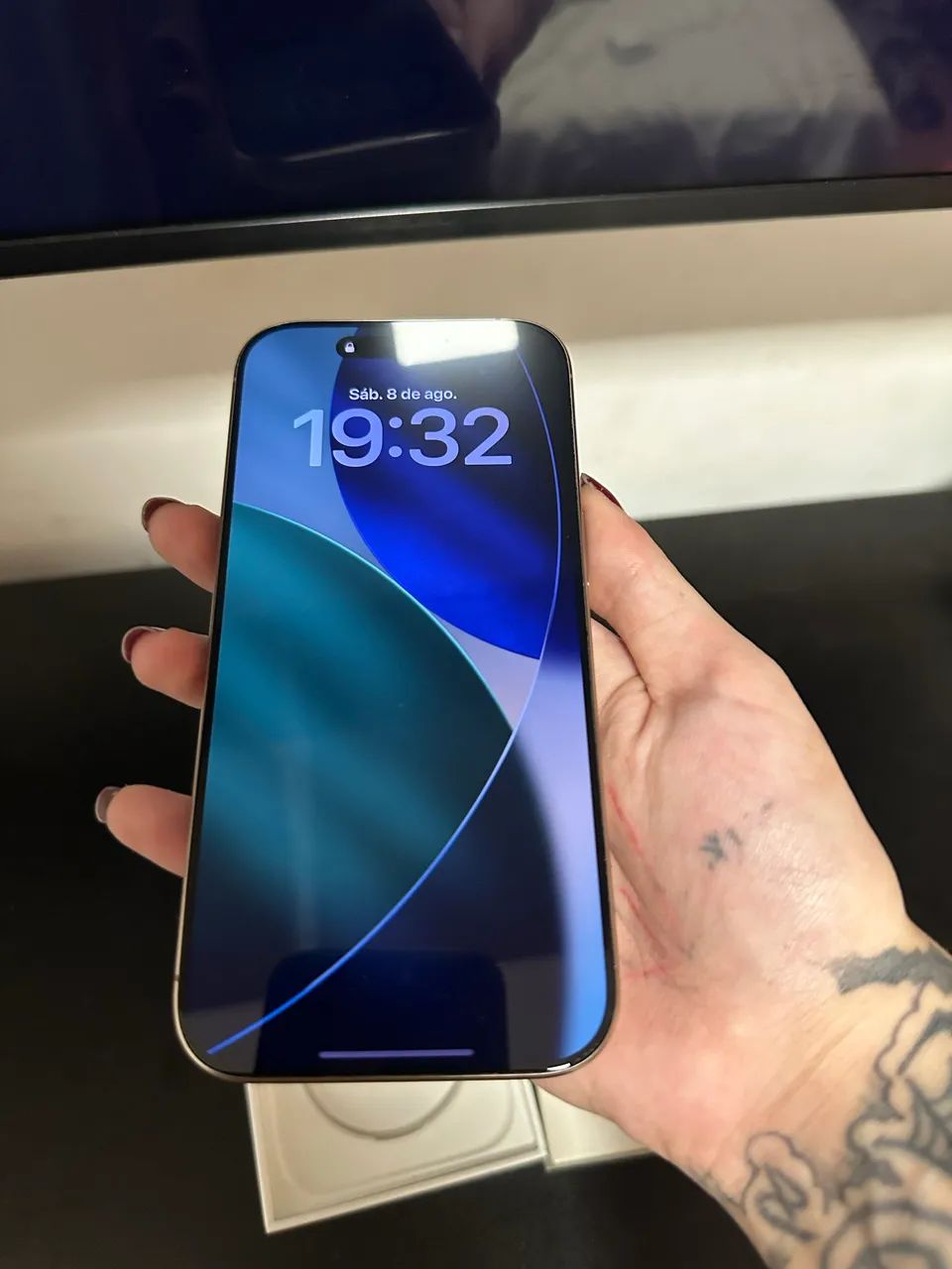 iPhone 16 Pro 128gb Desert - Foto 3
