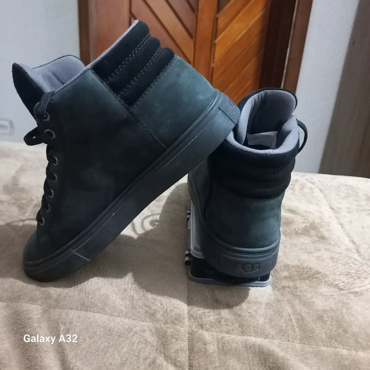 Tenis UGG Masc Baysider High  - Foto 5