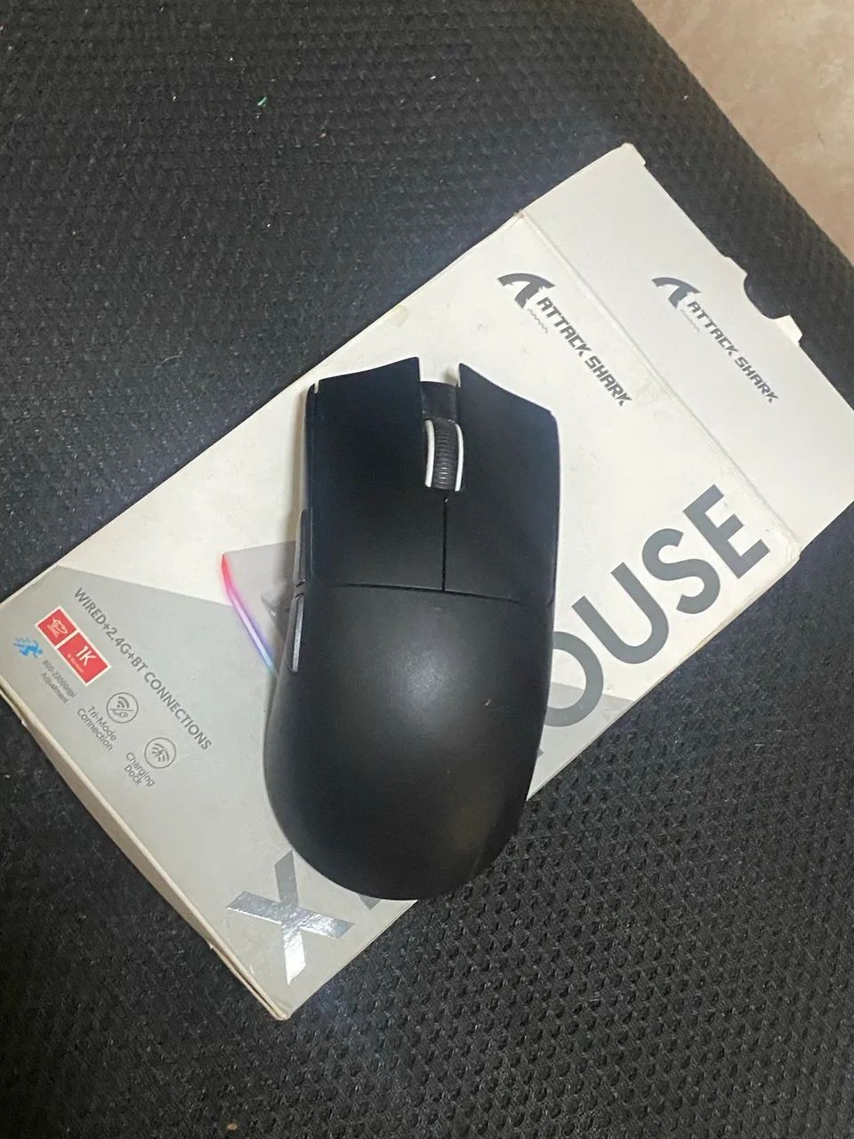 mouse attack shark 