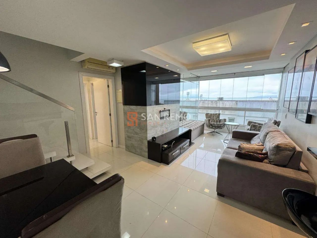 Coqueiros | Apartamento 2 quartos, sendo 1 suite - Foto 2