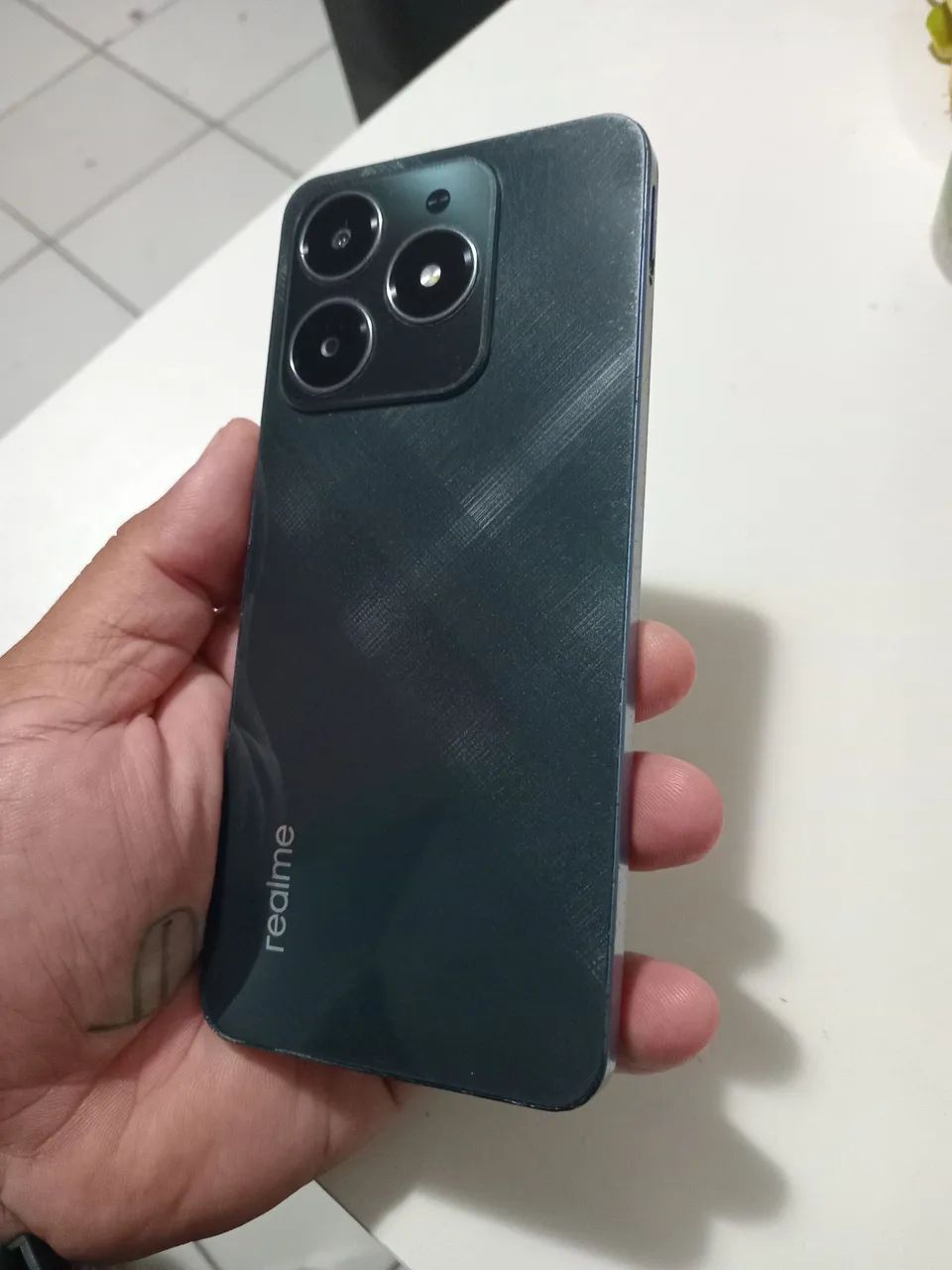 Vendo Celular Realme C61 - Foto 4