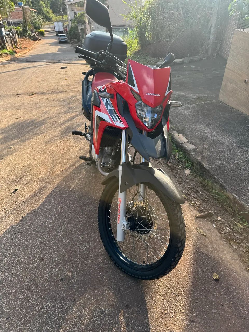 Vendo XRE muito nova - Foto 2