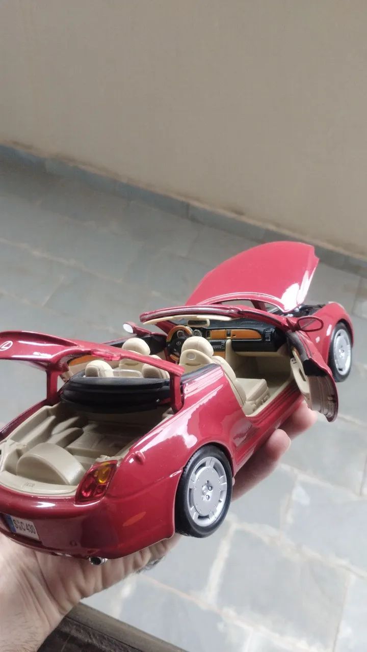 Miniatura Lexus SC430 Maisto 1/18 zerada - Brinquedos e Jogos