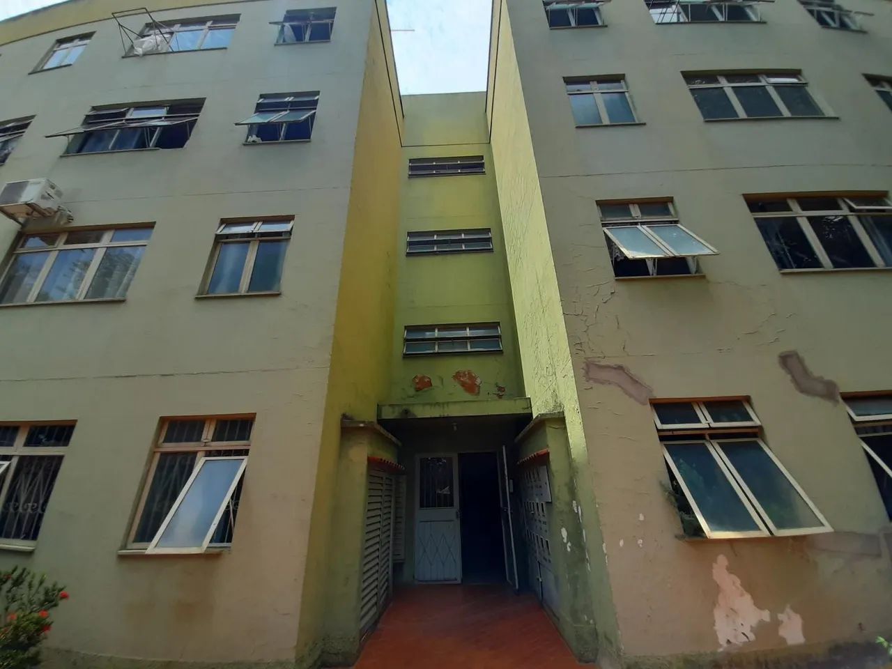 3 QUARTOS - EUDES COSTA -JARDIM DOS ESTADOS - Foto 4
