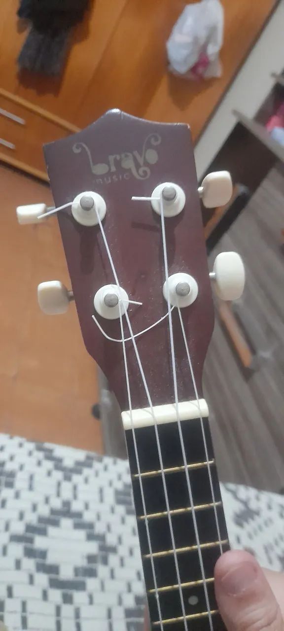 Ukulele bravo - Foto 4