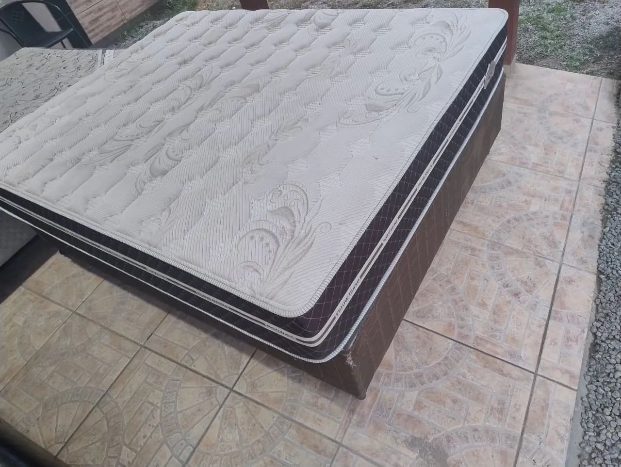 Cama QUEN 65171916441730124