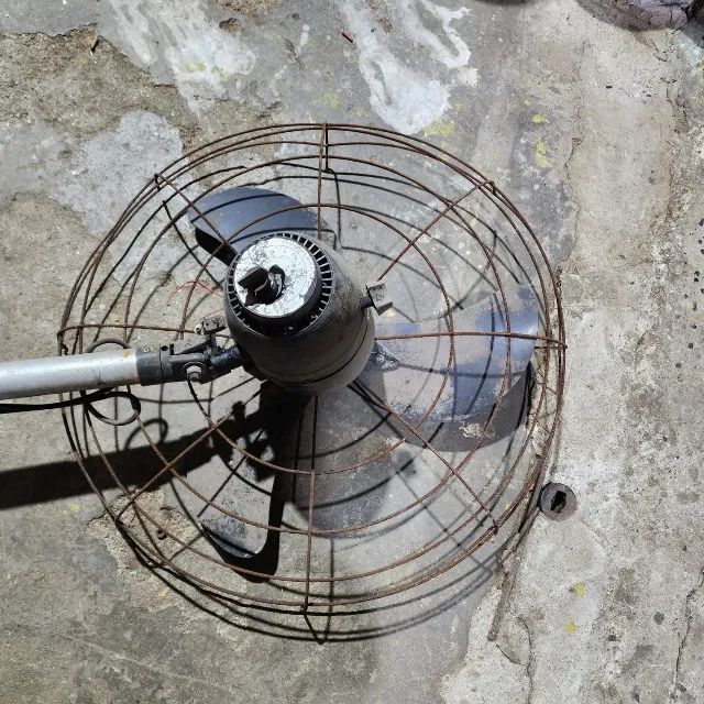 Ventilador De Coluna Ventisilva Com Defeito - Foto 3