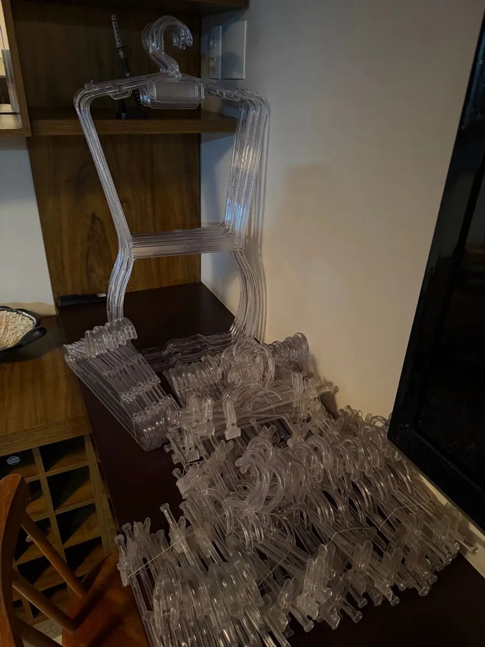 Kit com 100 cabides transparentes  - Foto 2
