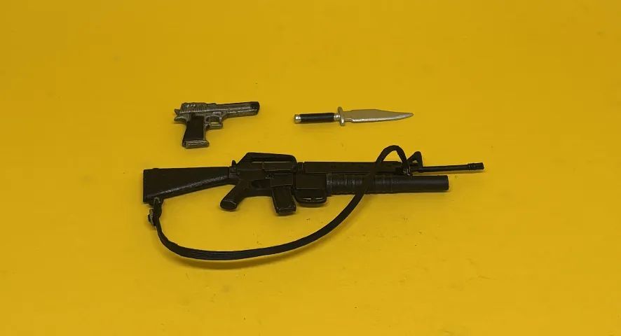 Predator Dutch Jungle Patrol Neca Toys 1/10 - Hobbies e coleções