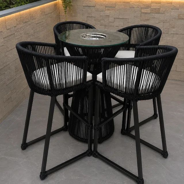 Mesa bistrô com banquetas em corda náutica 