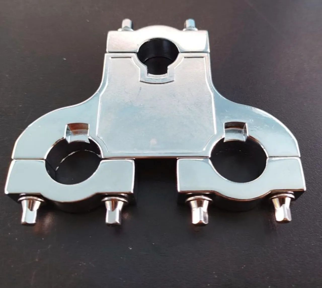 Clamp triplo de Tom Holder ou Extensor de Pratos. 
