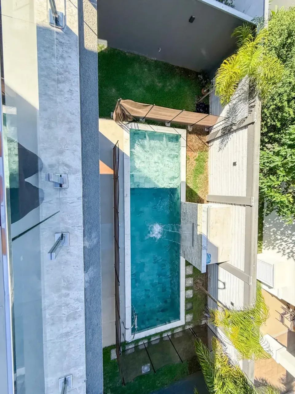 SOBRADO COM 4 SUITES À VENDA, 339m2 - ALPHAVILLE 2 - Foto 2