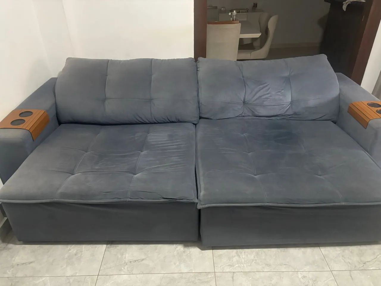 Sofá retrátil e reclináveis 4 lugares