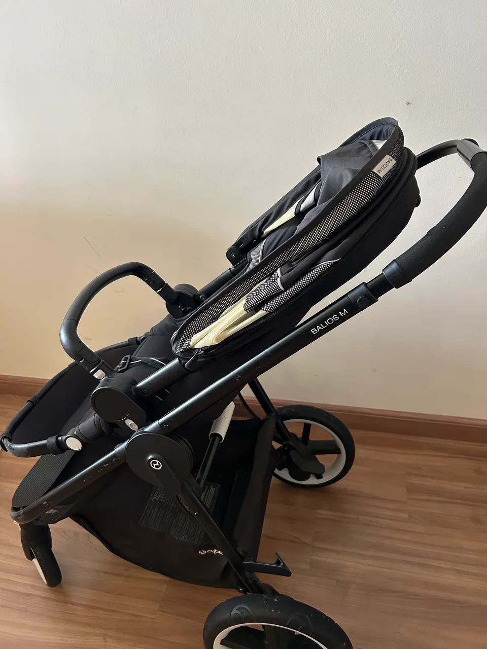 Carrinho Cybex modelo Balios M - Foto 4