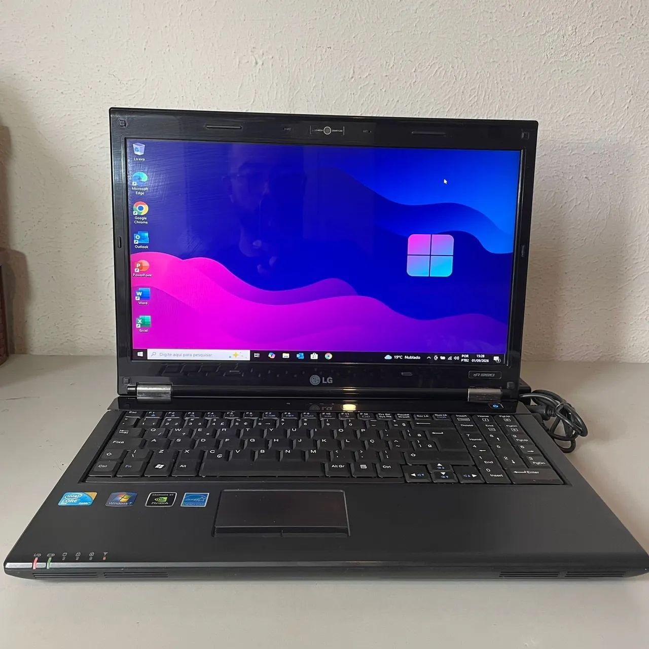 Notebook Barato Windows 10 Pro e Pacote office 