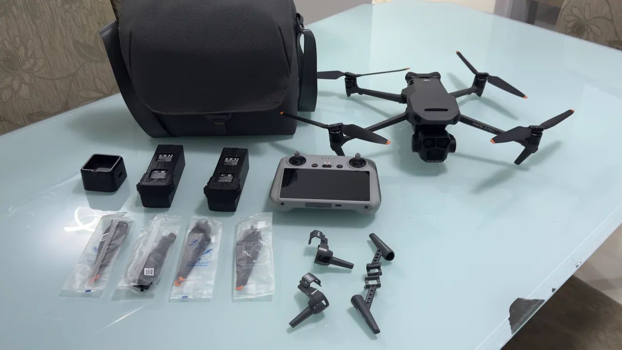 DJI Mavic 3 Pro - Foto 4