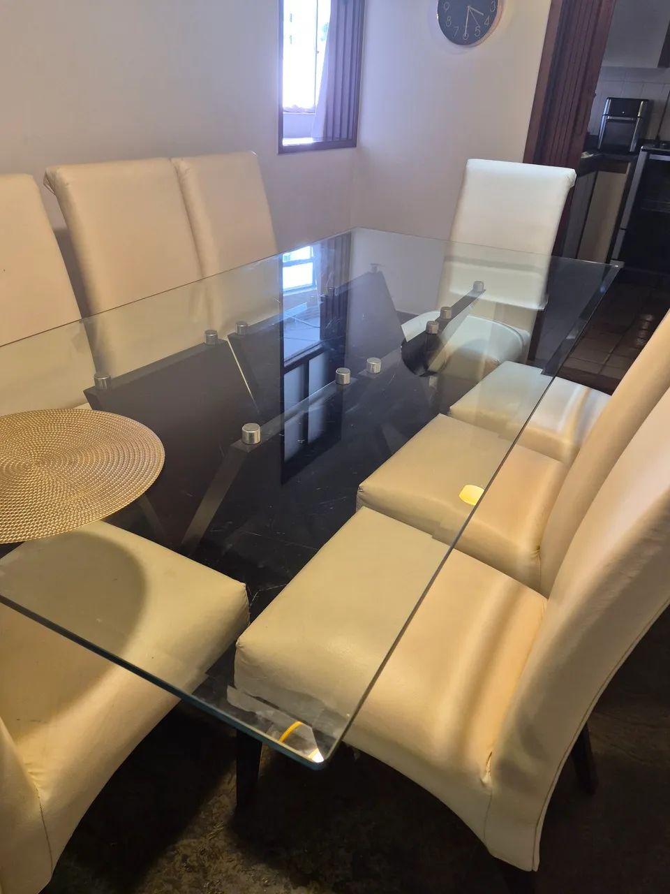 Mesa de vidro 8 lugares com cadeiras - Foto 2