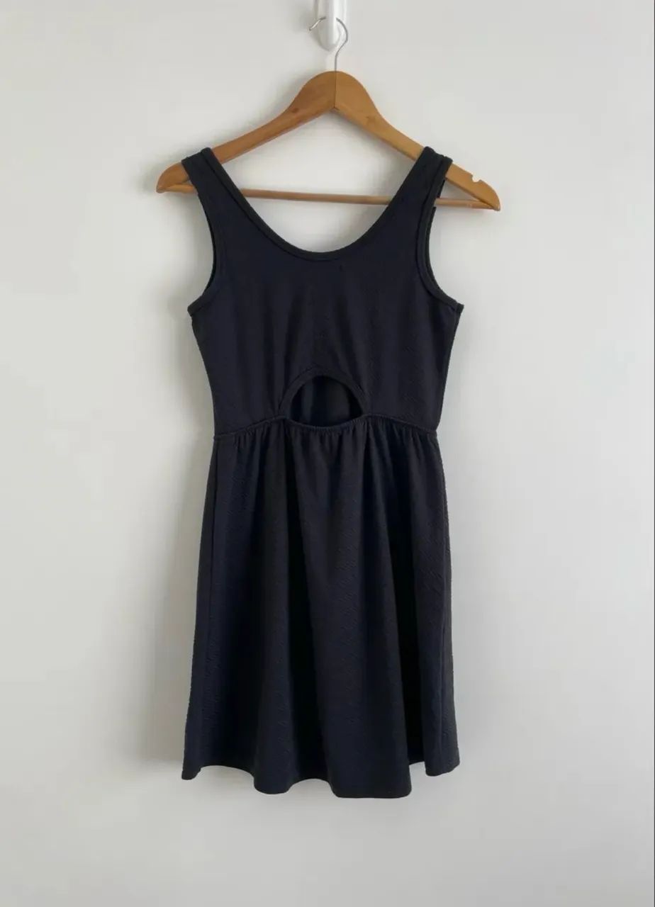 Vestido preto tam M sem mangas Blue Steel - Foto 2