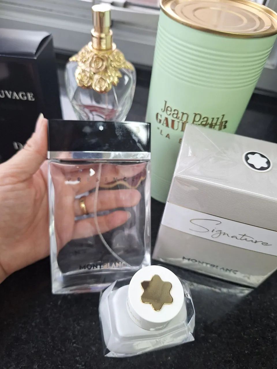 Vidros de perfumes vazios Leia as informações  - Foto 3